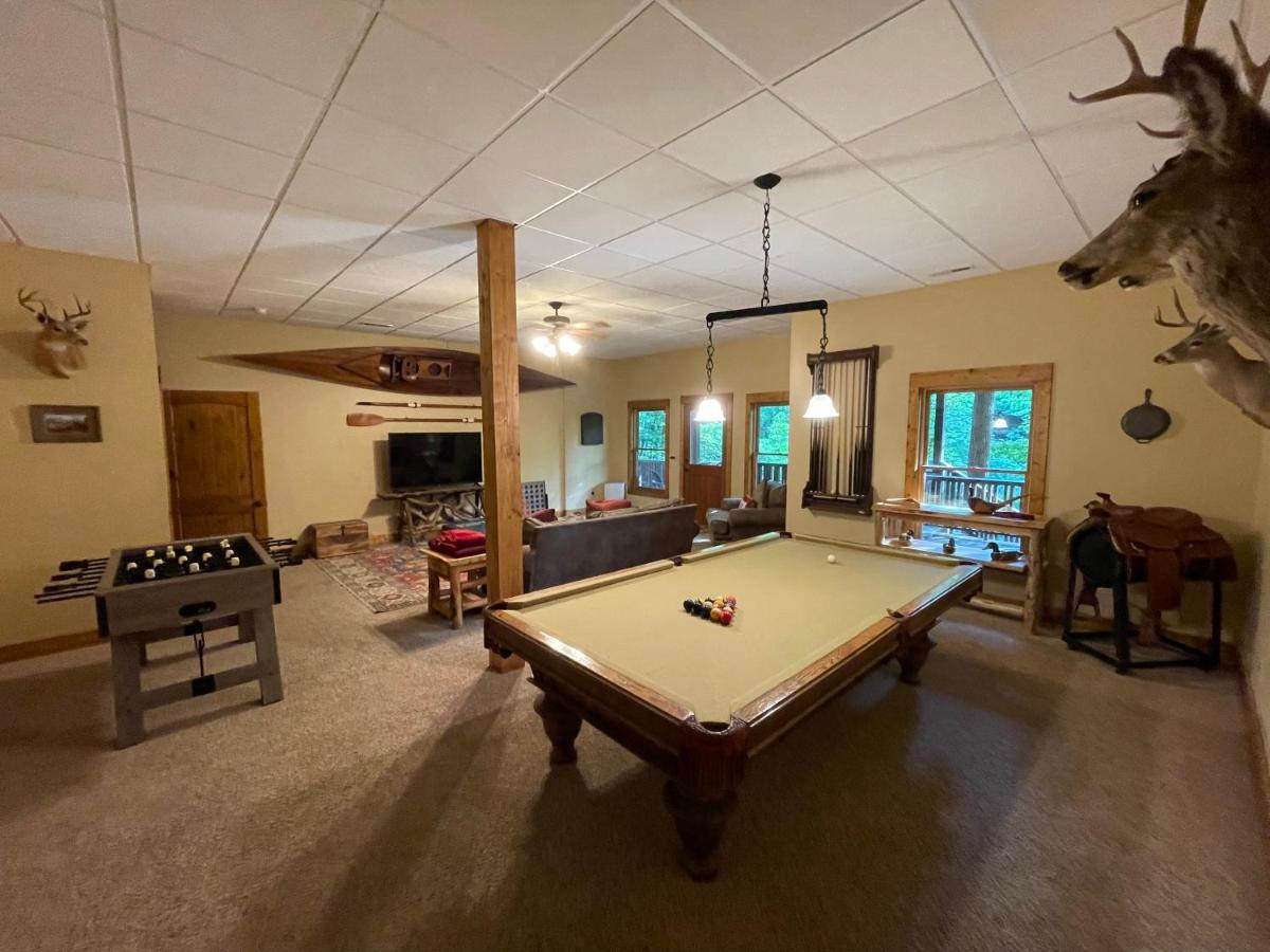 Cozy Creekfront Family Cabin-Pet Friendly -Gamerm-Hot Tub 히와세이 외부 사진