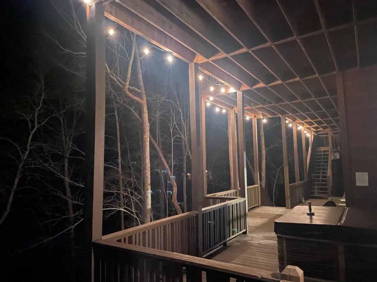 Cozy Creekfront Family Cabin-Pet Friendly -Gamerm-Hot Tub 히와세이 외부 사진