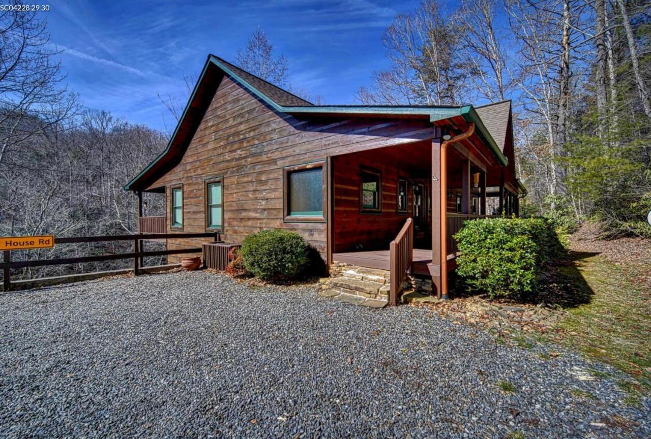 Cozy Creekfront Family Cabin-Pet Friendly -Gamerm-Hot Tub 히와세이 외부 사진
