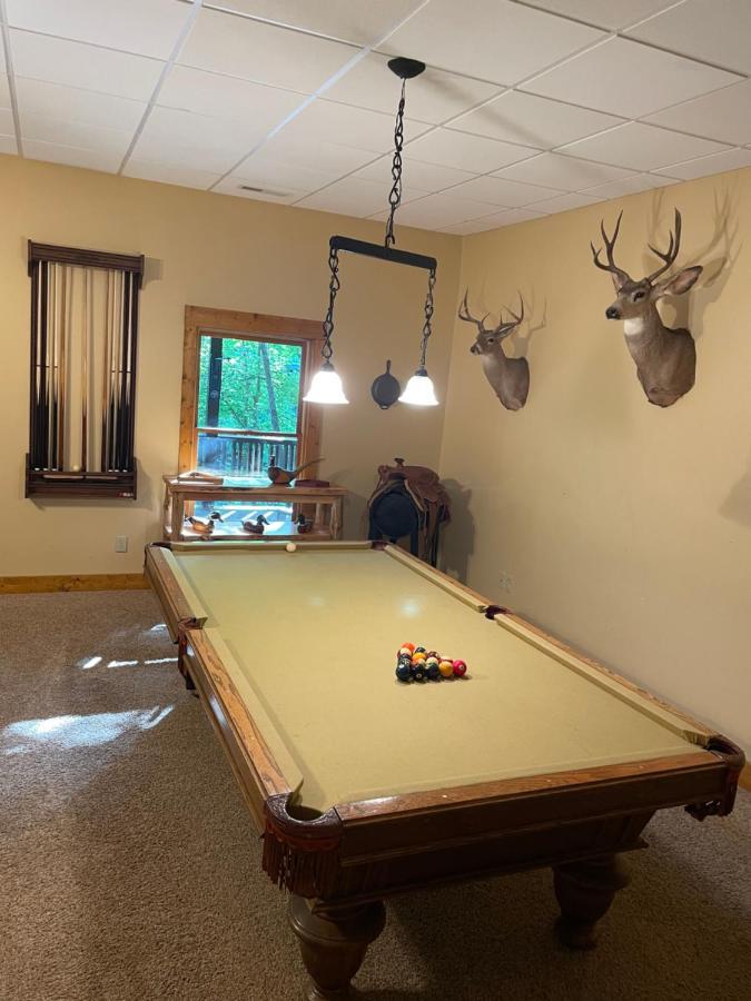 Cozy Creekfront Family Cabin-Pet Friendly -Gamerm-Hot Tub 히와세이 외부 사진