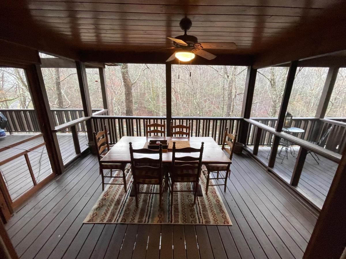 Cozy Creekfront Family Cabin-Pet Friendly -Gamerm-Hot Tub 히와세이 외부 사진